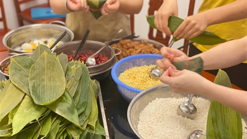 粽享歡樂(lè ) I 濃濃粽香情，百裕一家親